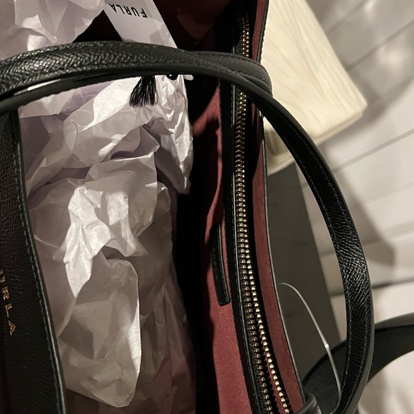 Furla bag - Picture 3 of 10